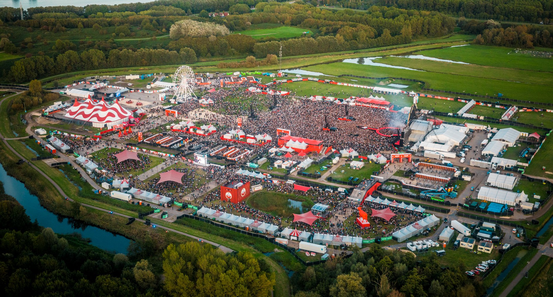 Vliegende Vrienden Van Amstel Live