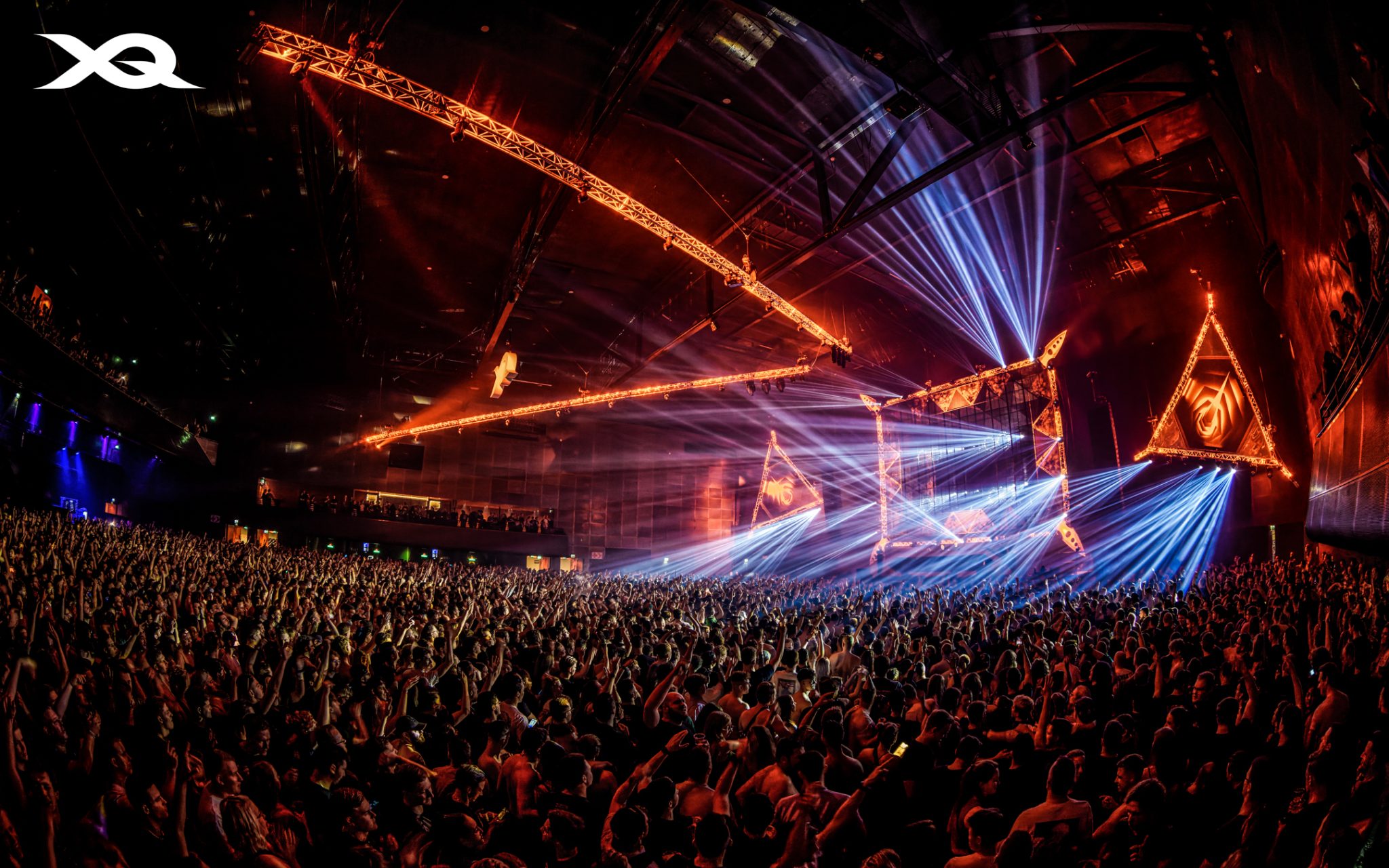 XQlusive Rebelion Backbone International